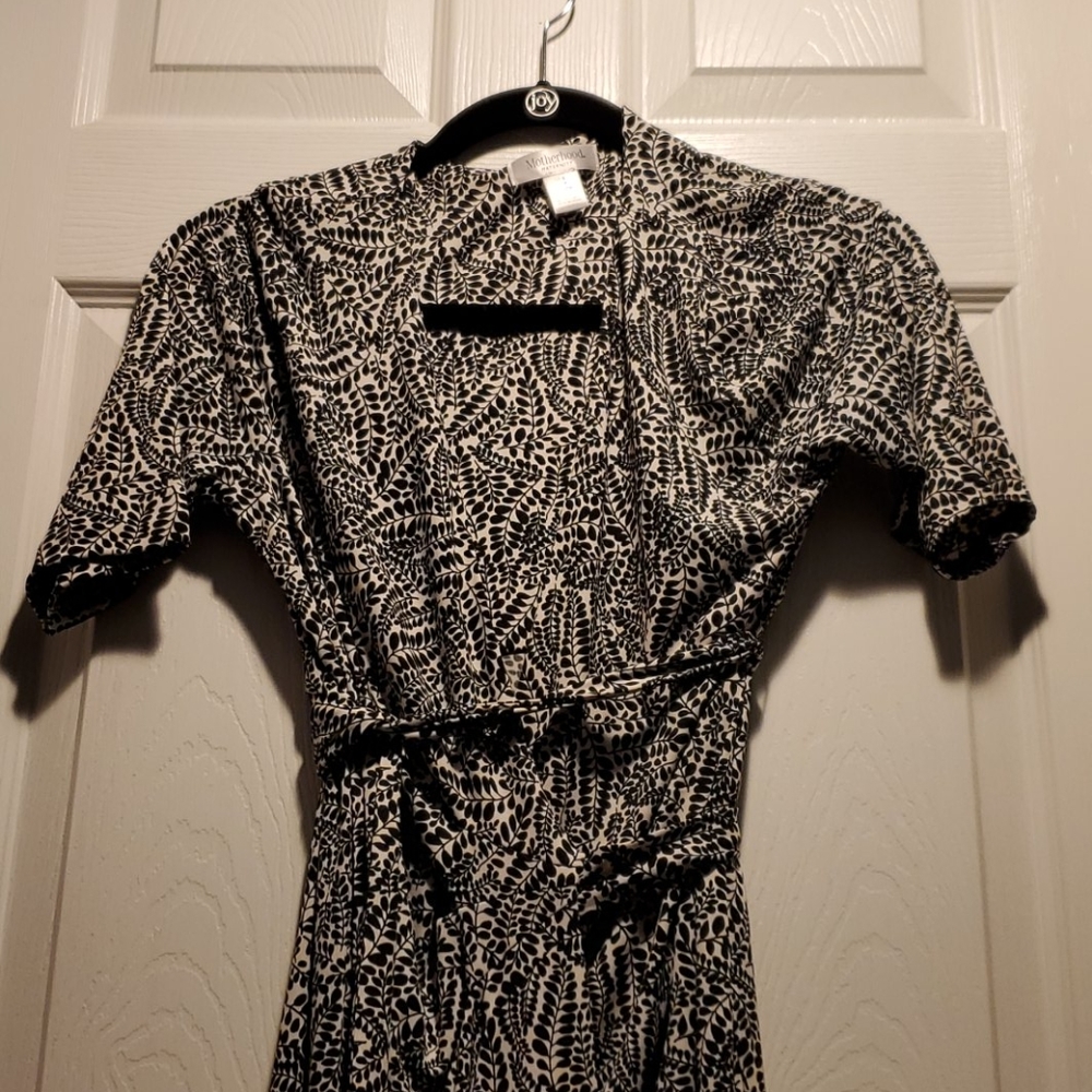 Motherhood Maternity Wrap Black White Dress Small